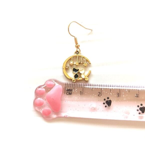 Kitty Cat Love Crescent Moon Rhinestone Earrings - Picture 4 of 6